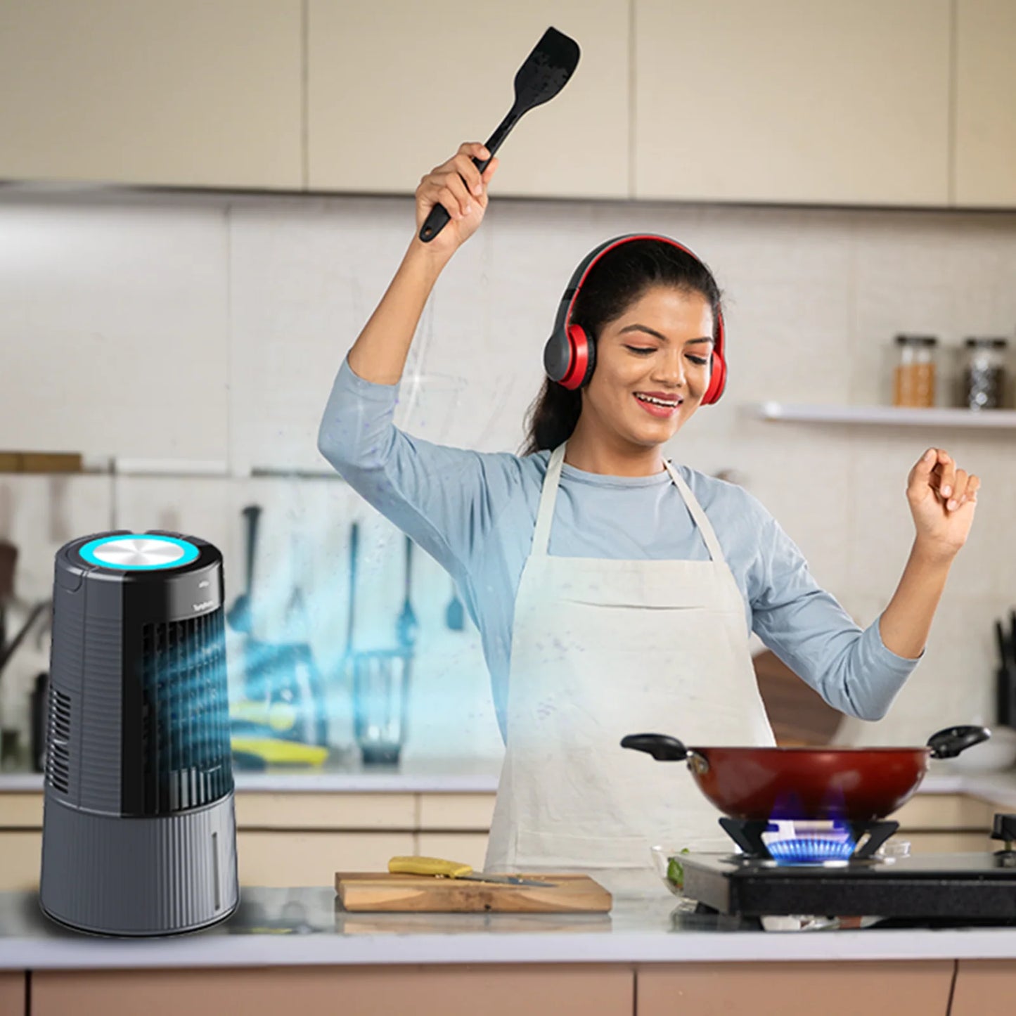 SYMPHONY Duet-i India's 1st Kitchen Cooling Fan